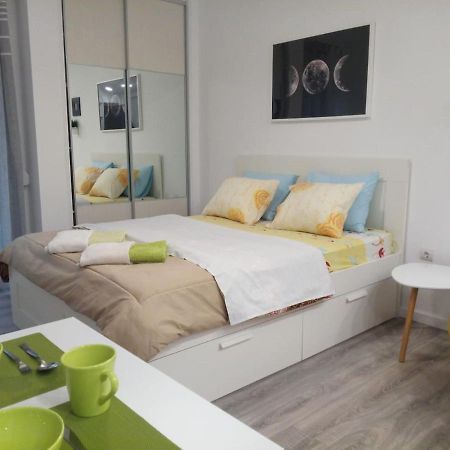 Cozy Studio Near Victoria Metro Station Athen Exterior foto
